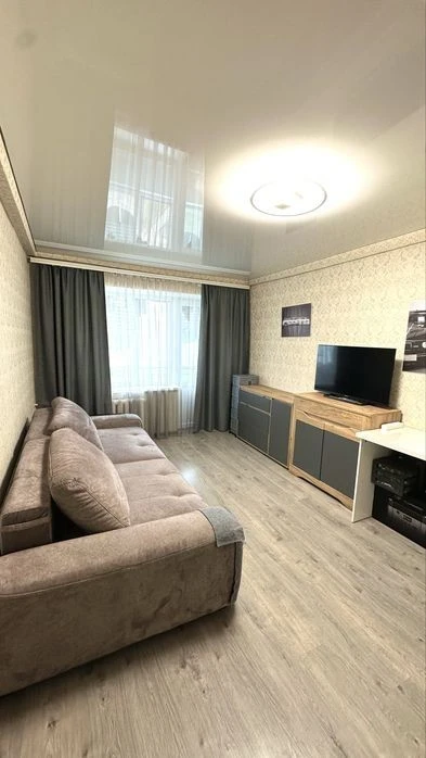 2-room apartment with European renovation, Myru Ave. 12
