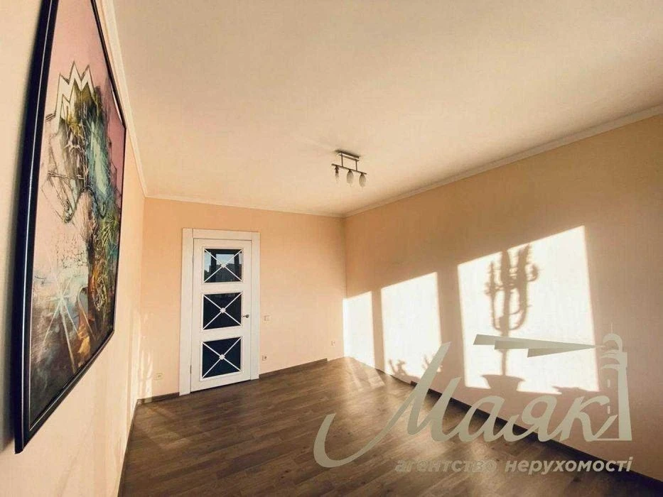 Продаж 4-кімнатної квартири 117м2 вул. Старонаводницька 8Б,