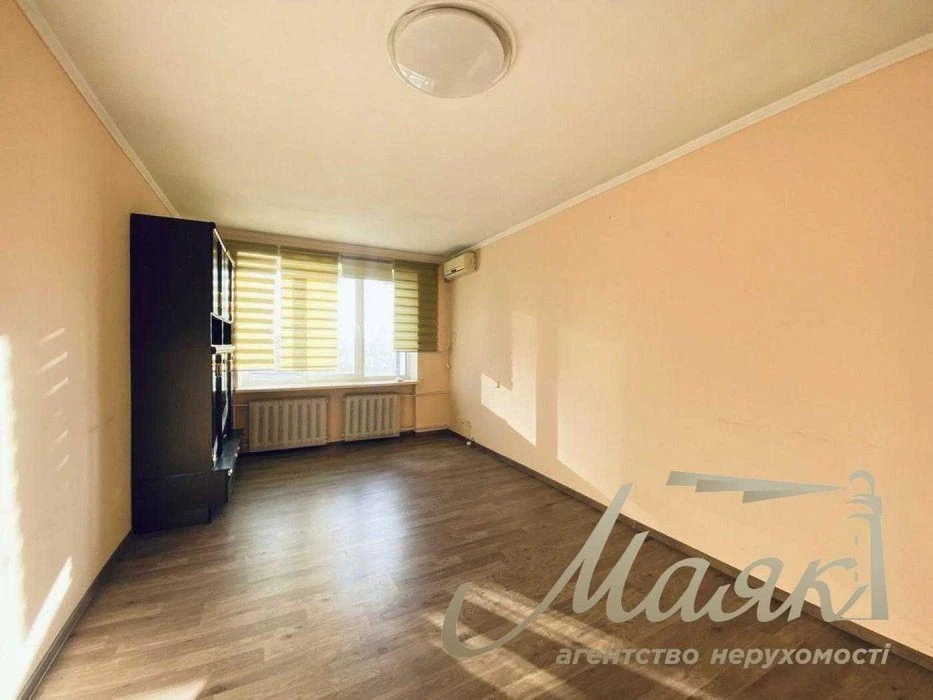 Продаж 4-кімнатної квартири 117м2 вул. Старонаводницька 8Б,