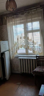 Продаж 2 кімнатної на вул. Васильківська 4