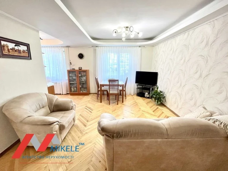 Без комісії Продаж 3к квартира євро-трьошка з кап ремонтом Д