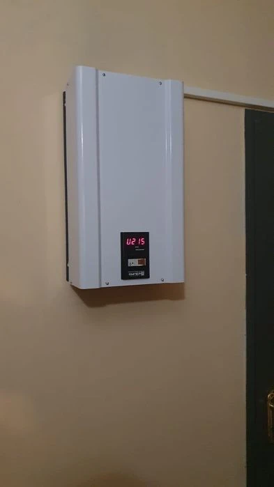 99.2 м2, велика кухня- вітальня та три окремі кімнати, від в