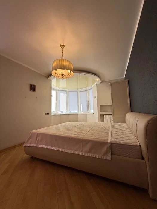 Продаж 3-кімнатної  біля МЕТРО Житомирська