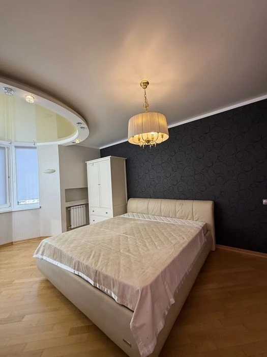 Продаж 3-кімнатної  біля МЕТРО Житомирська