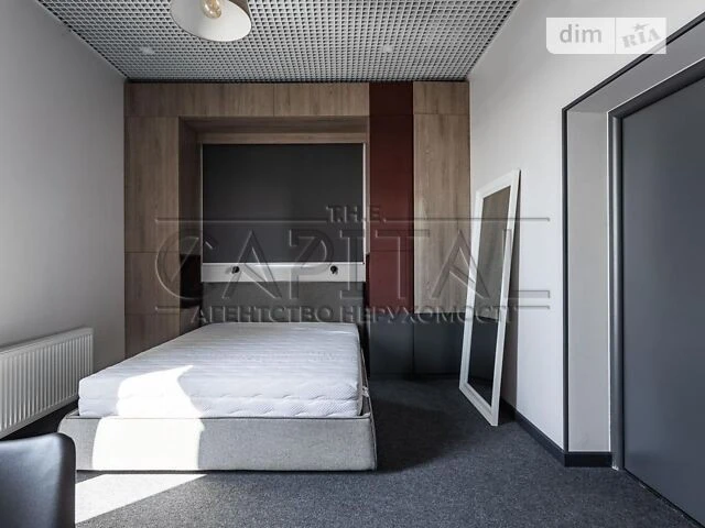 Продаж 1к квартири 33 кв. м на вул. Андрія Верхогляда 17 • I