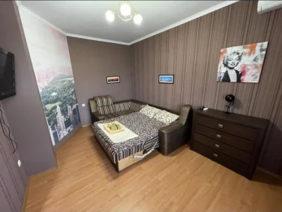 House for sale on the 9th st. Fontana, 6 sot, Rakushniak!