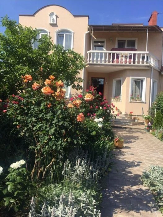 House for sale on the 9th st. Fontana, 6 sot, Rakushniak!