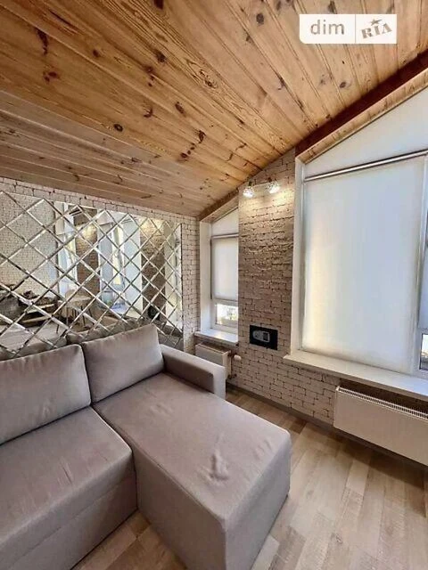 Продаж 1к квартири 39 кв. м на вул. Березнева 16 корпус 4 •