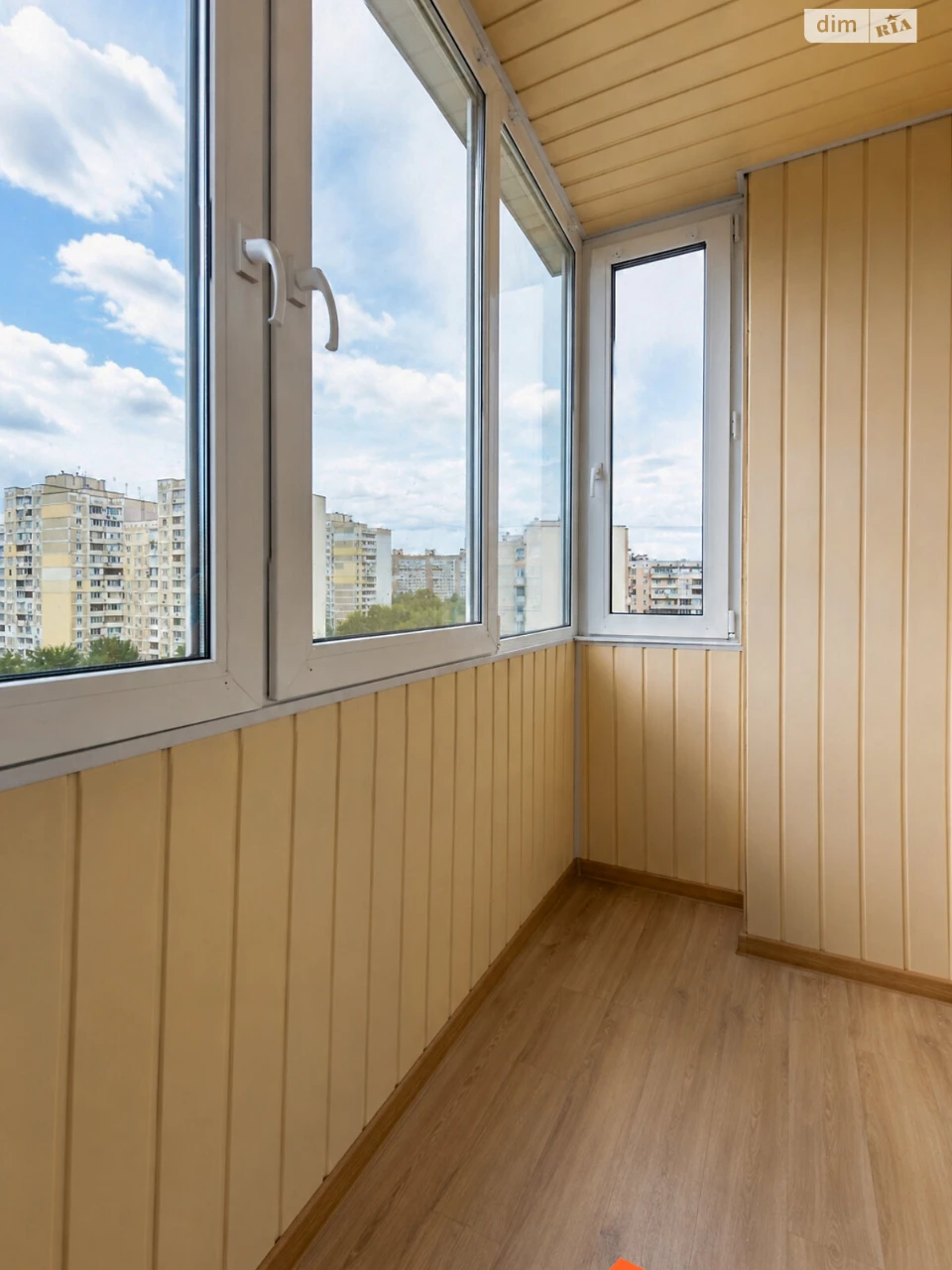 Продаж Квартира Харківський Масив