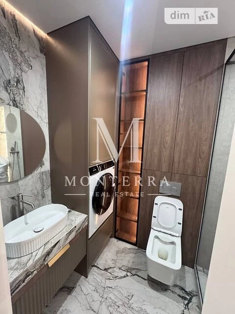 Продаж 1к квартири 41.5 кв. м на вул. Андрія Верхогляда 30 •