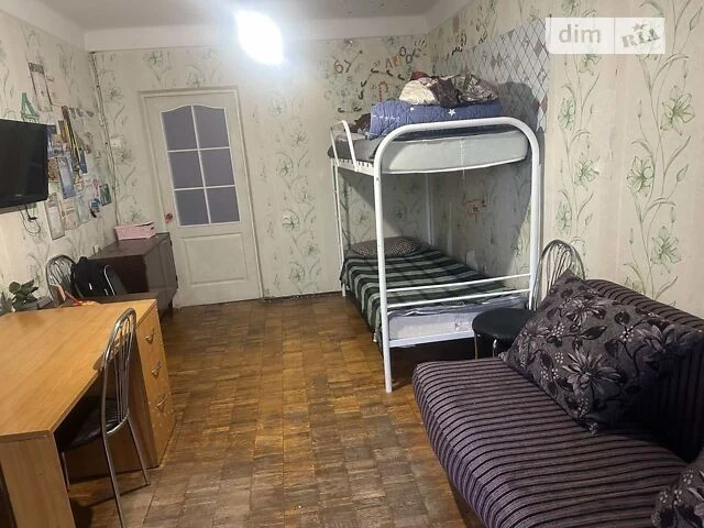 Продаж 2к квартири 52 кв. м на вул. Вишгородська 38А, кв. 83