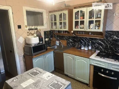 Продаж 2к квартири 52 кв. м на вул. Вишгородська 38А, кв. 83