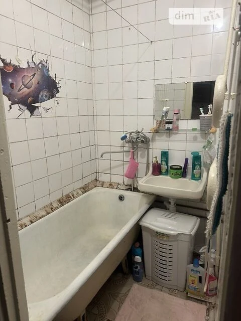 Продаж 2к квартири 52 кв. м на вул. Вишгородська 38А, кв. 83