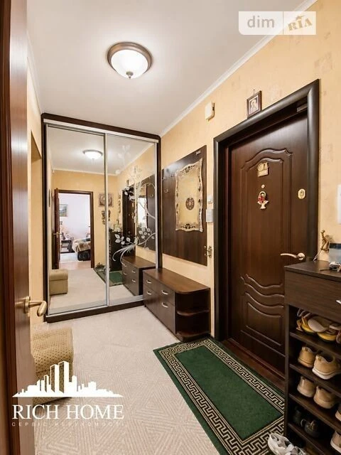 Sale of 2-room apartment 72.2 sq. m. on Mykoly Lavrukhina St. 5 • I