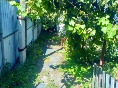 Будинок. Дніпро, Ізюмська вул.