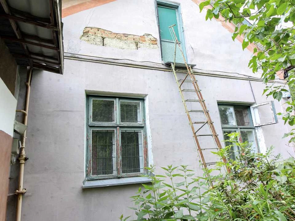 Будинок. Львів, Бережанська вул.