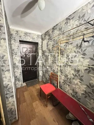 код 9153 Трикімнатна квартира центральна частина міста