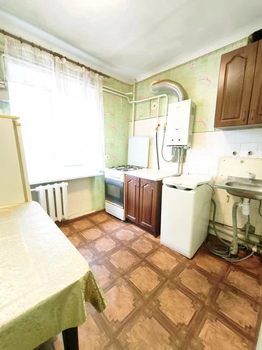 Продаж 2-кімн квартира, цегла, 3/4 на Охтирській