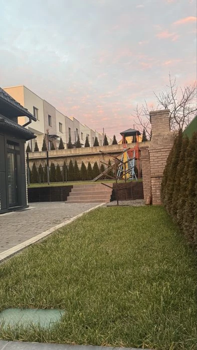 Продаж елітного будинку р-н Кварц