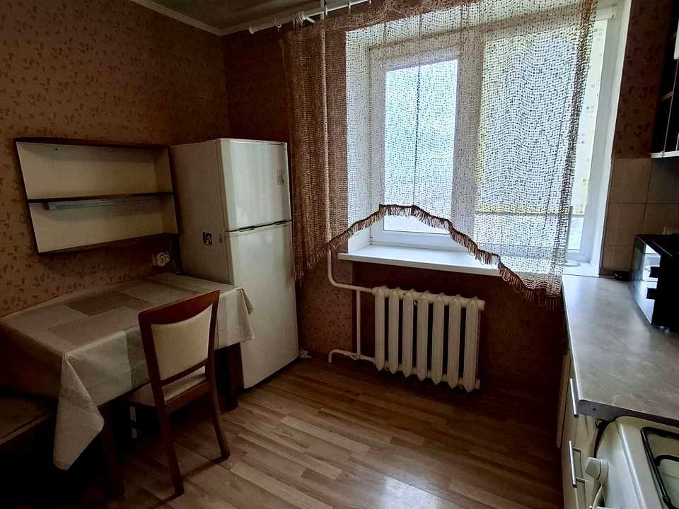 Квартира. Днепр, Квитки Цисык ул. (Игры Королевой)