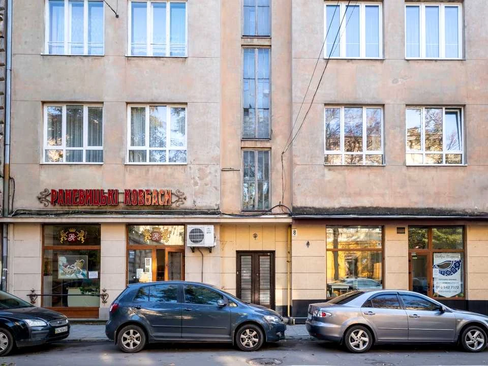 Квартира. Львів, Костя Левицького вул. ()