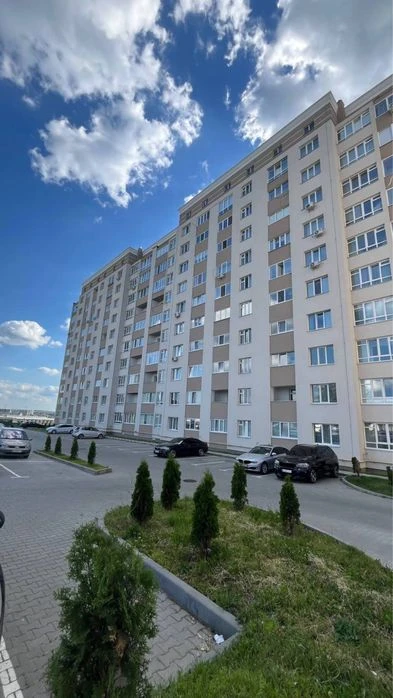 Продаж 2к.квартири,Озерна,Рауш