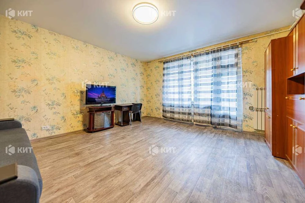 2k, 56m2 Center (m. Yaroslava Mudrogo, ul. Alchevskikh 17)