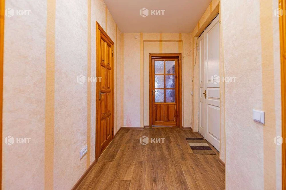 2k, 56m2 Center (m. Yaroslava Mudrogo, ul. Alchevskikh 17)