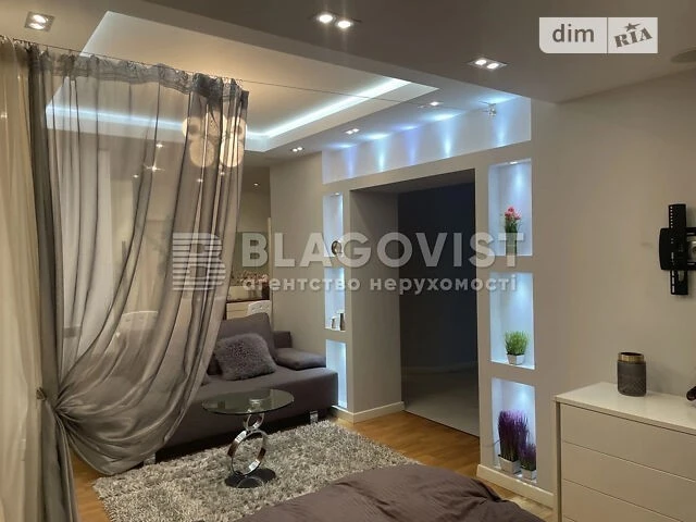 Sale of 1-room apartment 47.9 sq. m on Dniprovska embankment 1A • ID 34