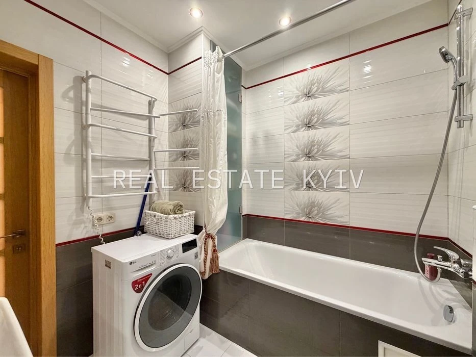 Without % 2-room apartment for sale 12 Dmytra Lutsenka St., British Residential Complex