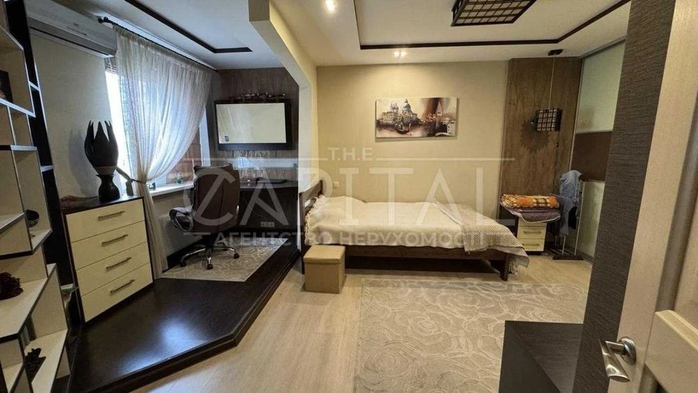 2-room apartment for sale 79 m2, Stepana Rudnytskoho St.