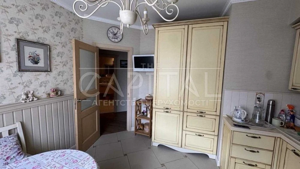 2-room apartment for sale 79 m2, Stepana Rudnytskoho St.