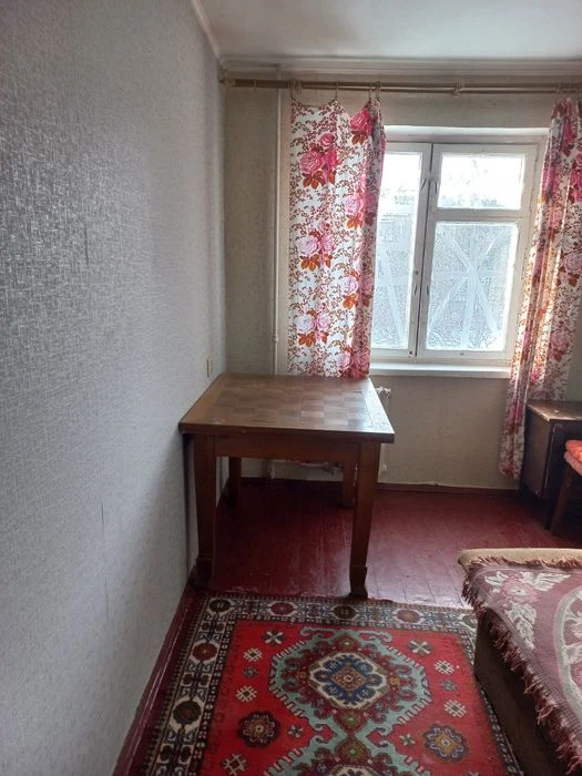 Selling a 2-room apartment, 4/5, Saltovka
