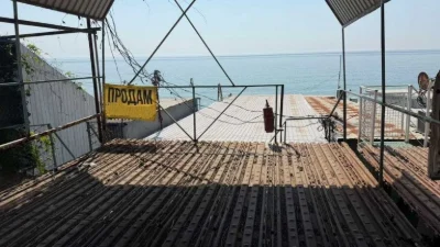 Дача в первой линии от моря в Киевском районе.