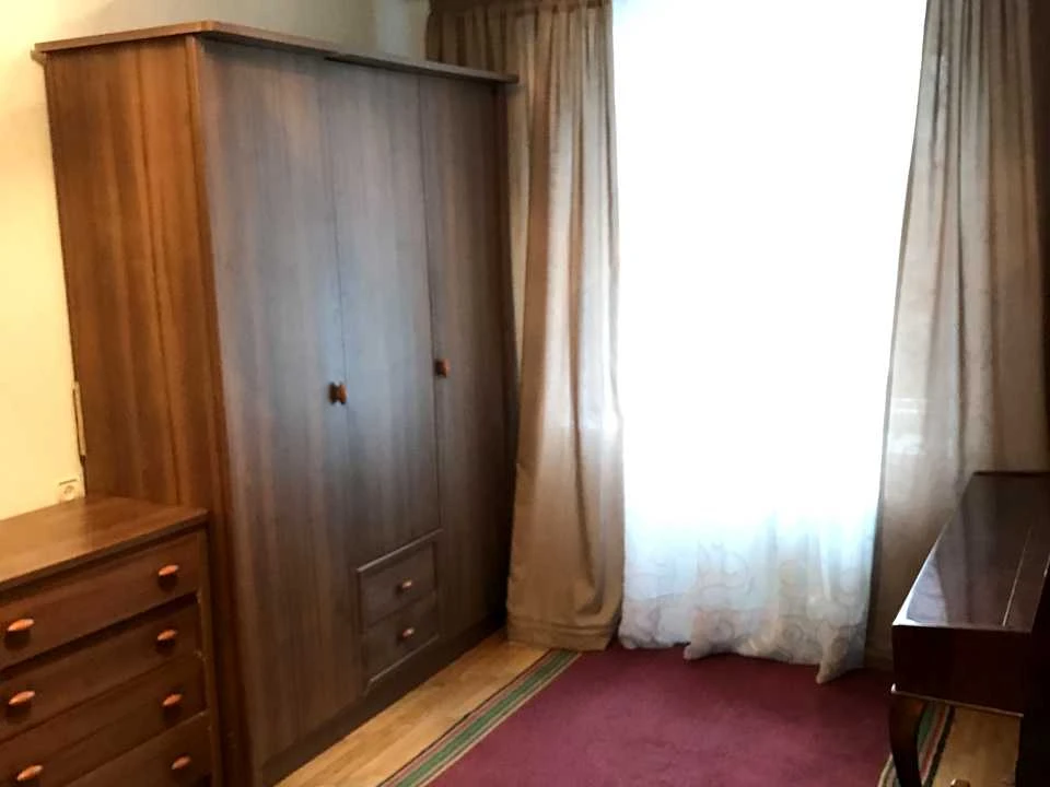 Квартира. Київ, Шолом-Алейхема вул.