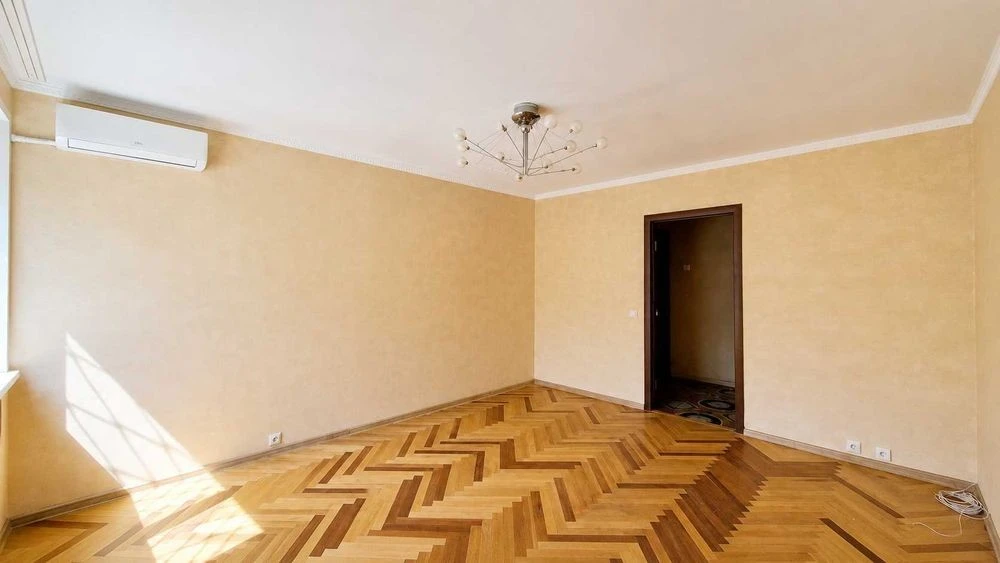 простора 3к квартира 72 кв. м без меблів, Лабораторна, 26-А/