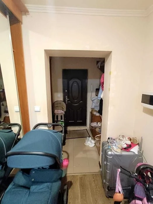 I will sell a 1-room apartment in a new building.