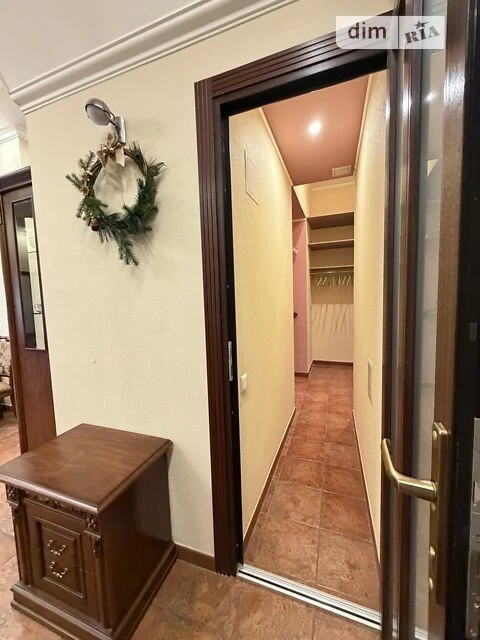 Довготривала оренда 3к квартири на вул. Тарасівська 6 • ID 3