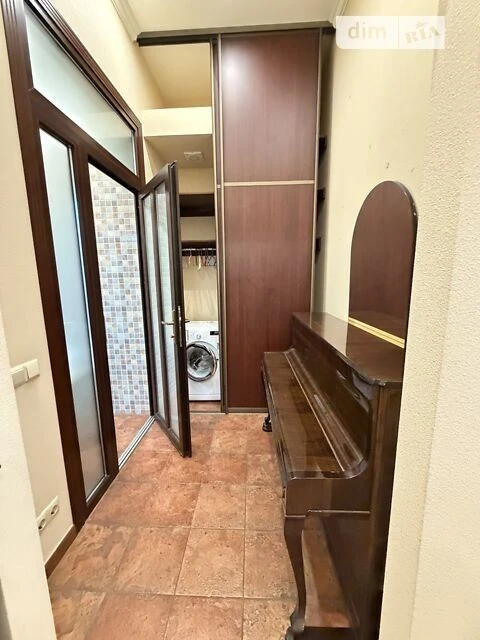 Довготривала оренда 3к квартири на вул. Тарасівська 6 • ID 3