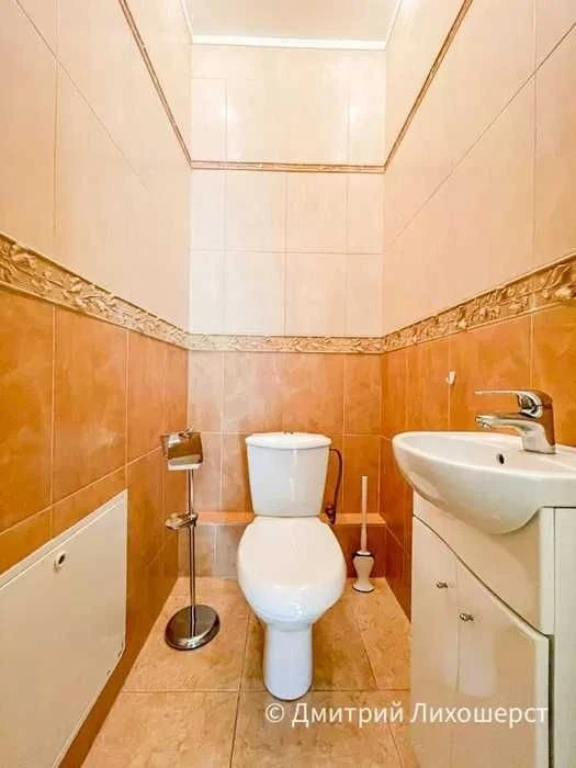 3х кімнатна квартира 83 м2, 3 поверх, Мазепи 3, метро Арсена