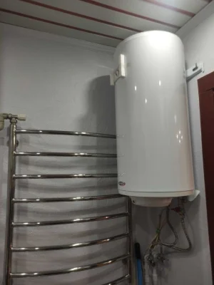 Галагани (метро Нивки - Святошин - 500 м. ), Чистяківська 11