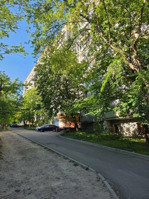 Здаю 1к квартиру на Котельникова, недалеко від метро Житомир