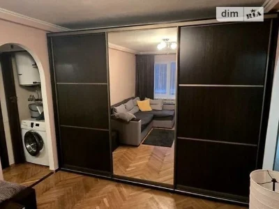 Довготривала оренда 2к квартири на вул. Вітряні Гори 10 • ID