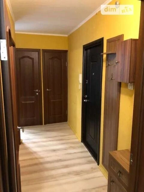 Довготривала оренда 2к квартири на вул. Космонавта Поповича