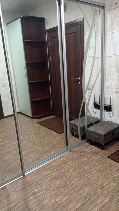 Здається в оренду 1-кімнатна квартира, вул. Драгоманова, 2-Б