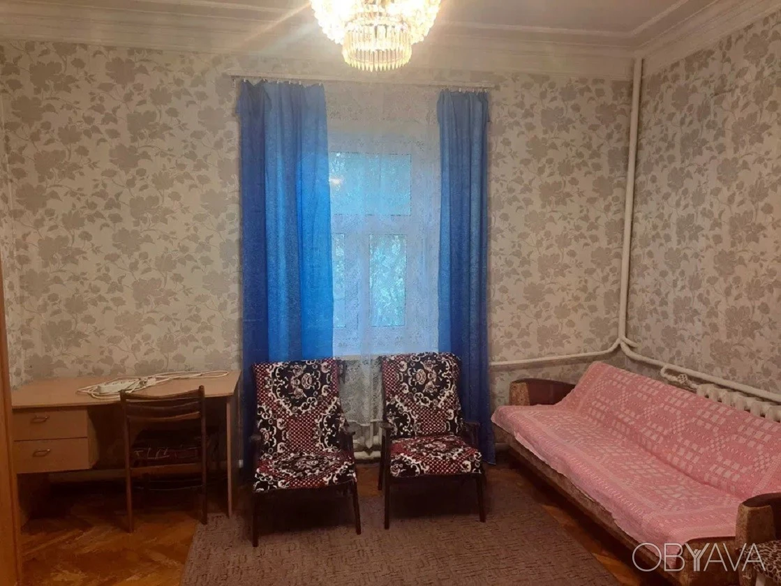1 кімнатна в приватн. секторі. Тільки для 1 -ї жінки. Виногр