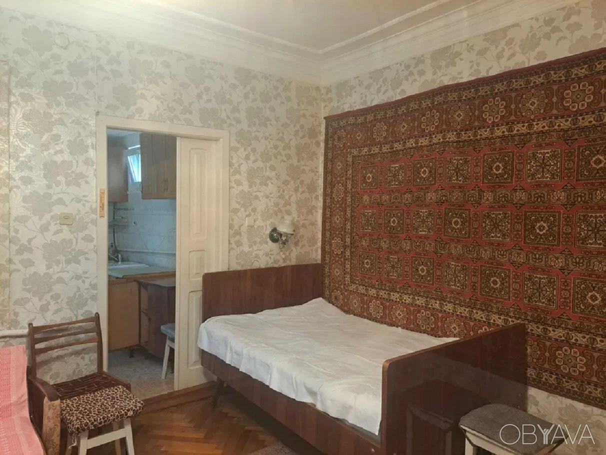 1 кімнатна в приватн. секторі. Тільки для 1 -ї жінки. Виногр