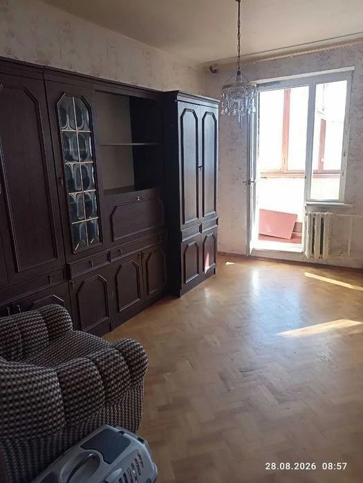 м. Чернігівська 15хв 3к 84квм Flat for rent in Kiev