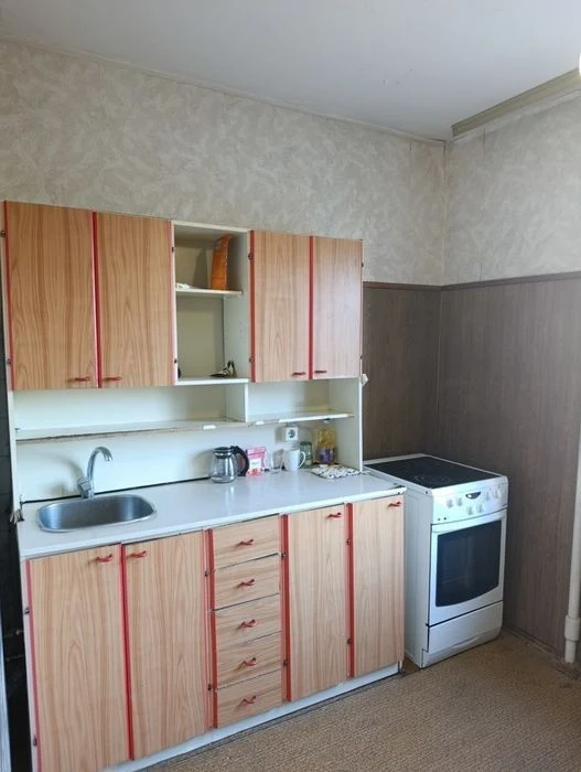 Оренда! Однокімнатна квартира, Бикова 10 (Спорт Лайф), Троєщ