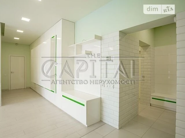 Продаж 2к квартири 78 кв. м на вул. Микільсько-Слобідська 1А